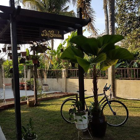 Big Garden Homestay Pantai Remis Exteriér fotografie