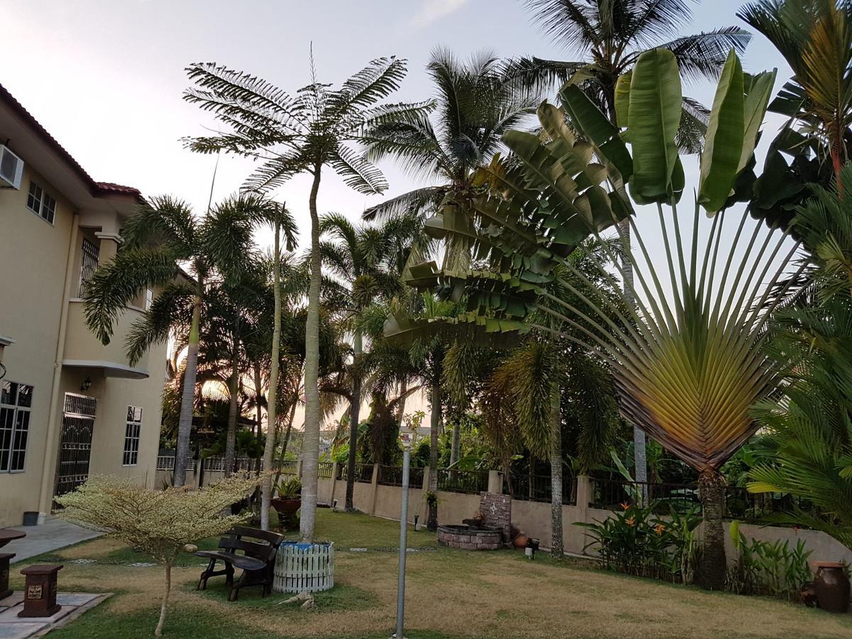 Big Garden Homestay Pantai Remis Exteriér fotografie